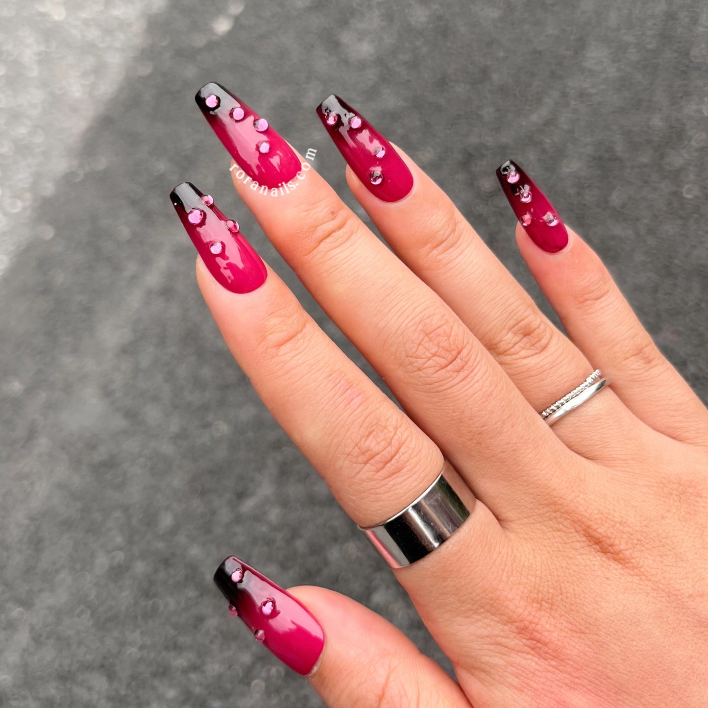 Black and red gradient strawberry medium long nails - roranails