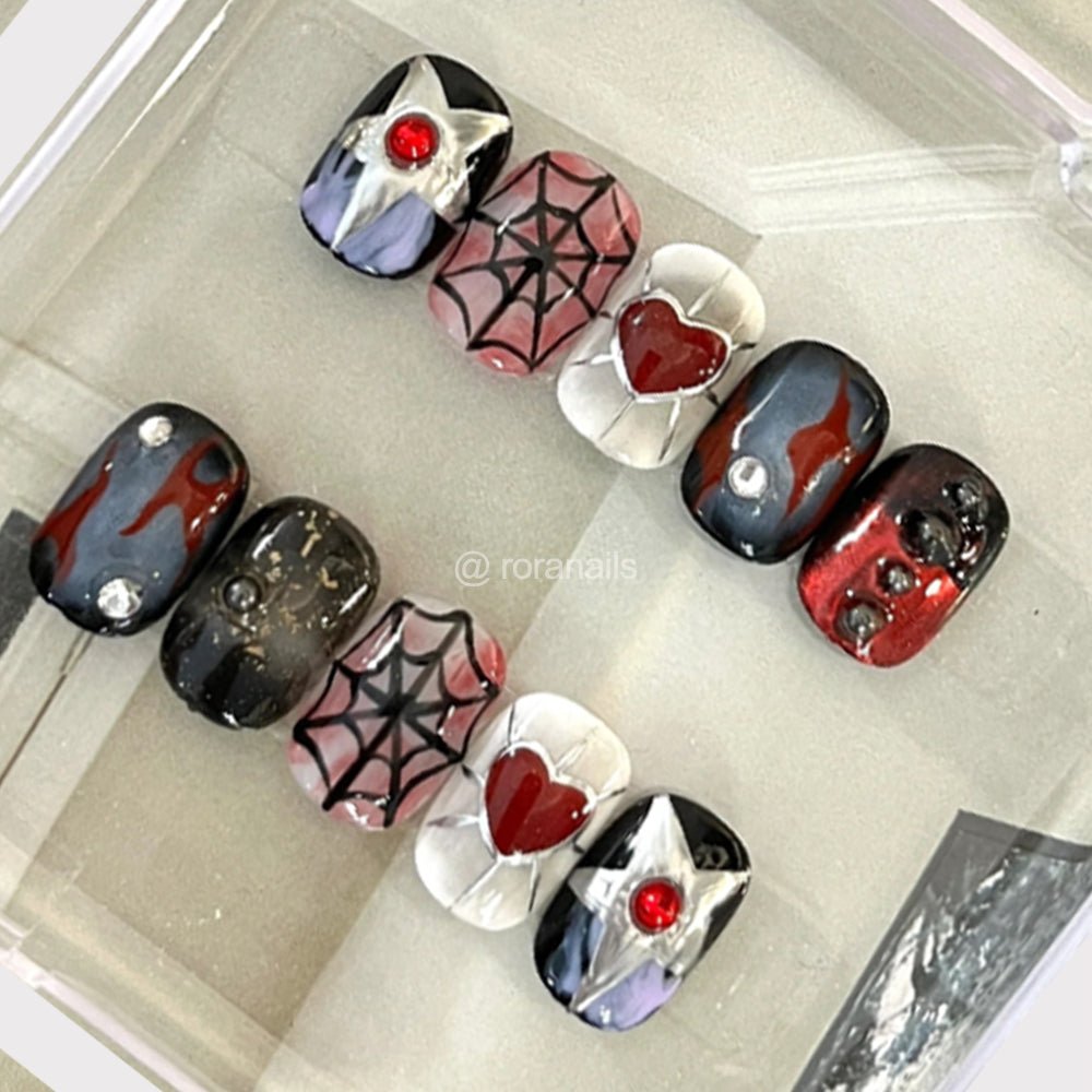 black heart spider - roranails