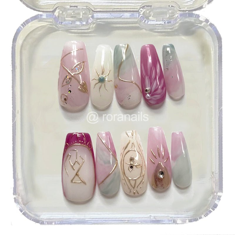 Charming rose flowers - roranails