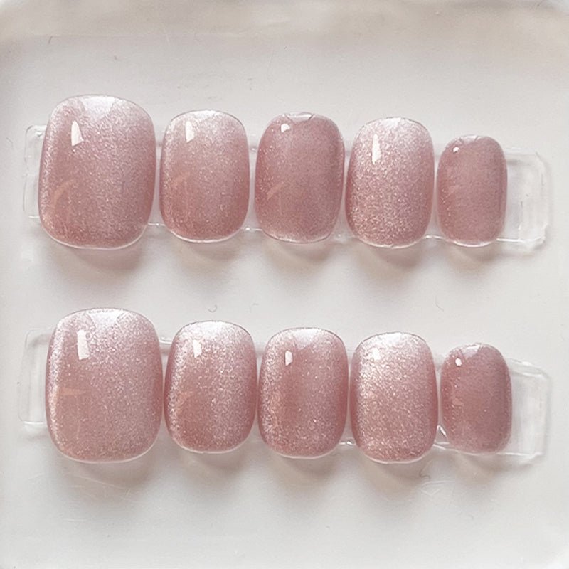 Chasing cat's eye -pink short mid nails - roranails