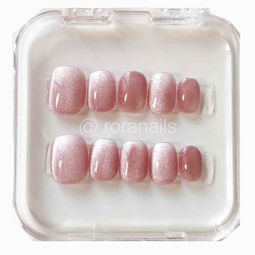 Chasing cat's eye -pink short mid nails - roranails