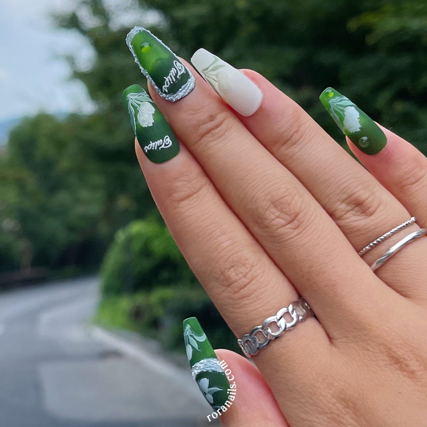 Green Embossed Tulips - roranails