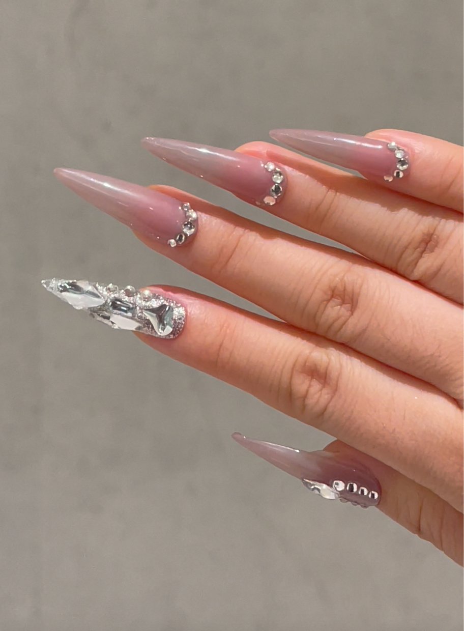 Pink Blade - roranails
